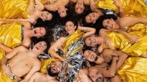 Il cast di whiskey e soubrette