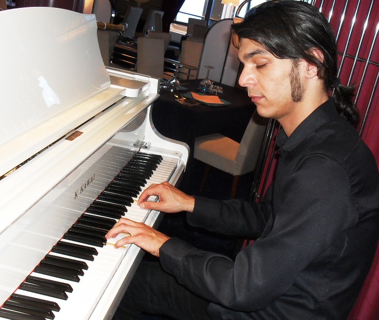 Emanuele Francesconi - Insegnante del corso di pianoforte